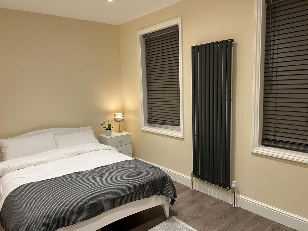 Beautiful Rooms Only Few Steps Away From Bruce Grove Tottenham Stadium Londra Dış mekan fotoğraf