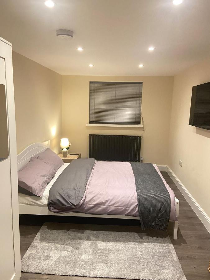 Beautiful Rooms Only Few Steps Away From Bruce Grove Tottenham Stadium Londra Dış mekan fotoğraf